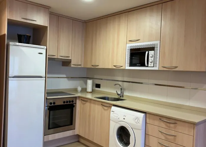 Turisticos Can Rocamora * Aren